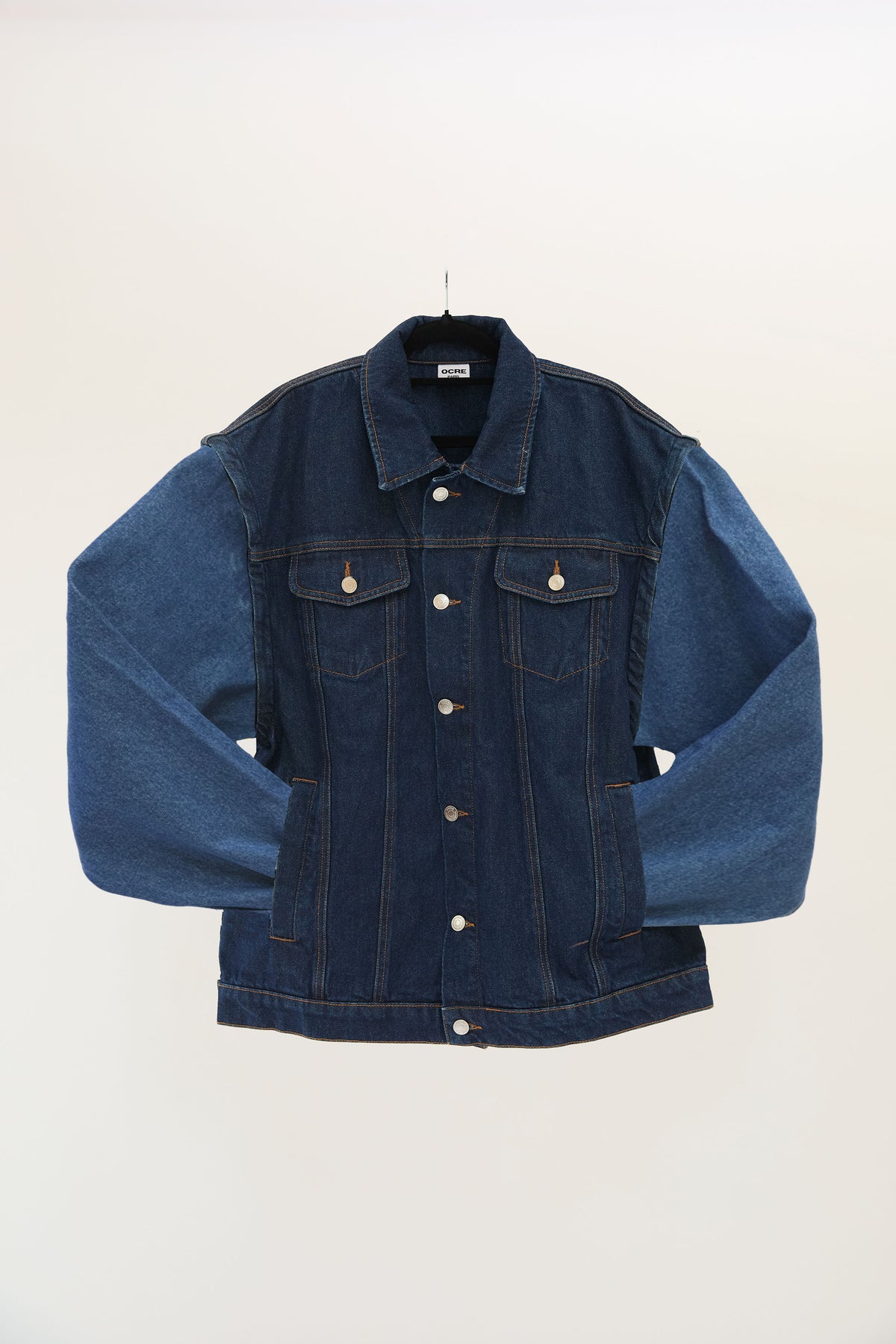 brut manche blue